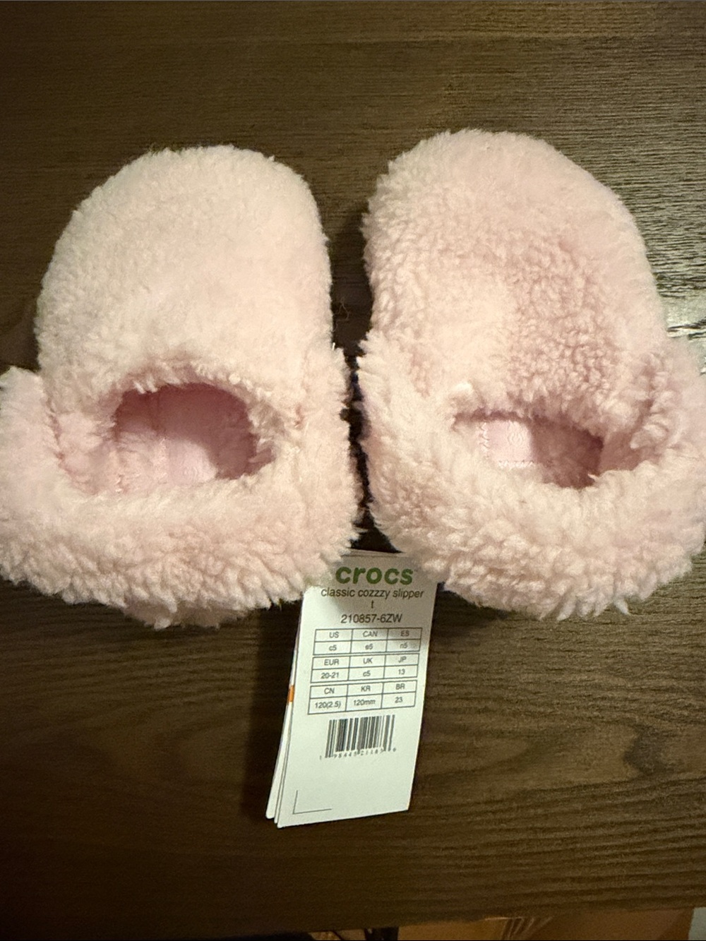 CROCS Kids Classic Cozy Slipper - Light Pink Plush